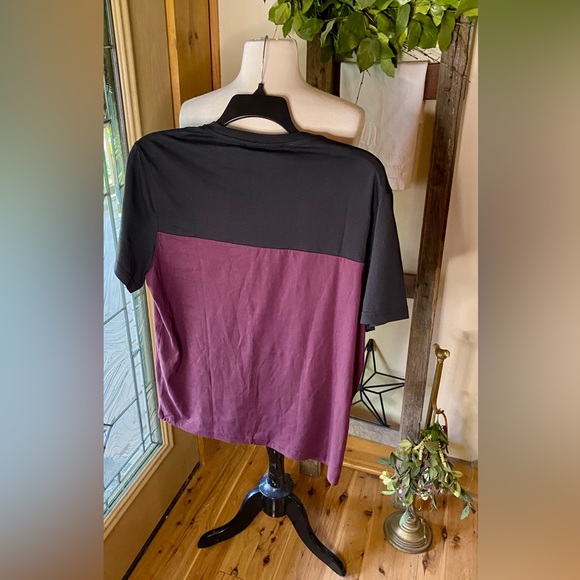 💥Michael Kors Ribbon Logo Short Sleeve Tee💥 NWOT - Picture 2 of 7